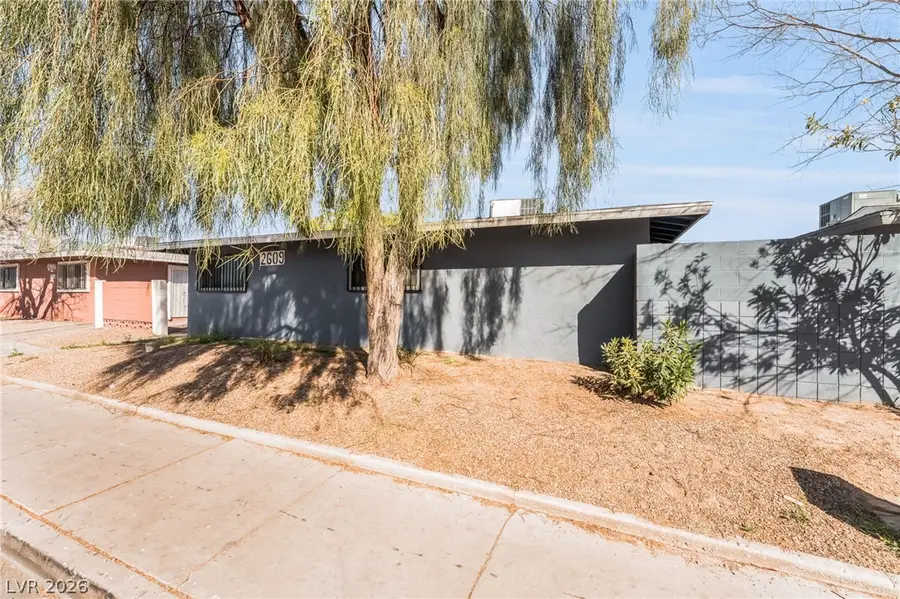 2609 Cedar Avenue, Las Vegas, NV 89101 - #2