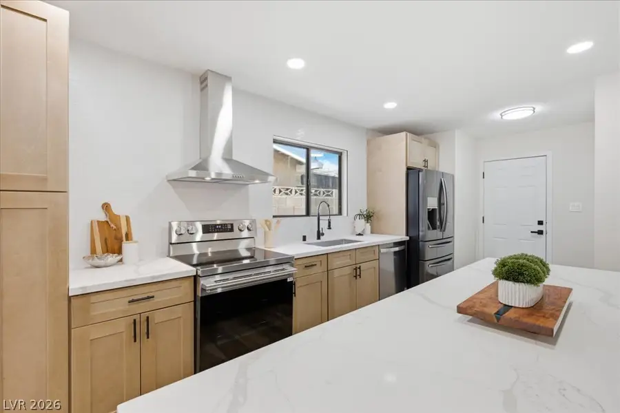 3912 Casa Grande Avenue, Las Vegas, NV 89102 - #2