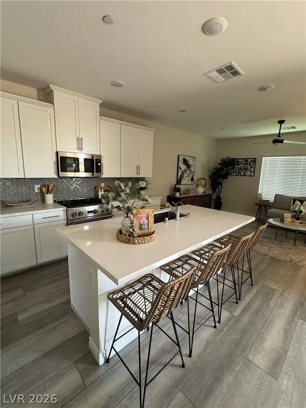 600 N Carriage Hill Drive #1039, Las Vegas, NV 89138