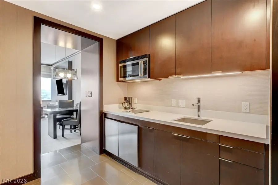 2600 W Harmon Avenue #33015, Las Vegas, NV 89158 - #3