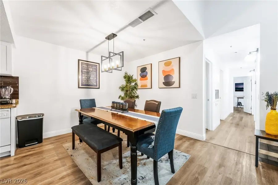 4200 S Valley View Boulevard #3040, Las Vegas, NV 89103 - #3