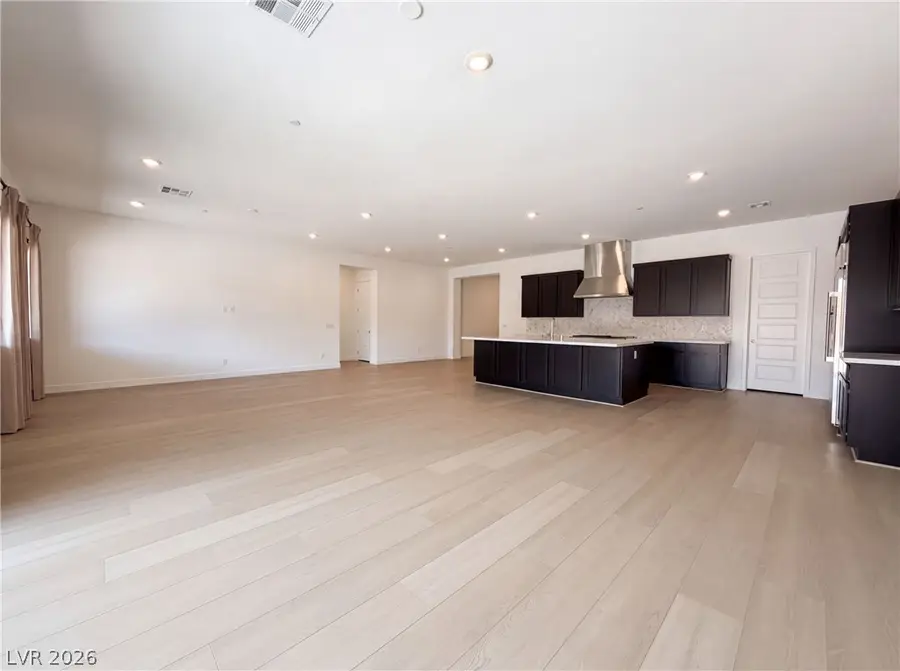 8219 Gusty Brook Street, Las Vegas, NV 89113 - #3