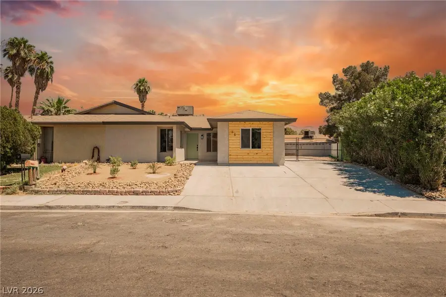 35 Hickory Street, Las Vegas, NV 89110 - #3