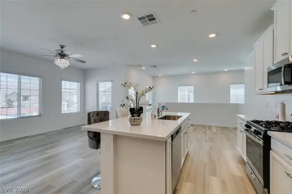 7312 N Decatur Boulevard #6, North Las Vegas, NV 89131