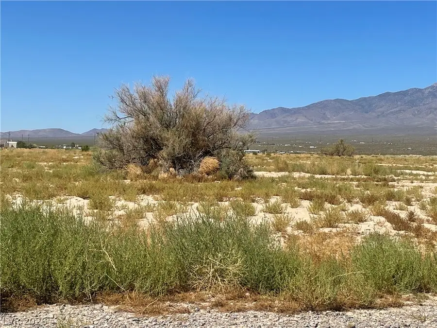 1280 W Cometa Lane, Pahrump, NV 89060 - #2