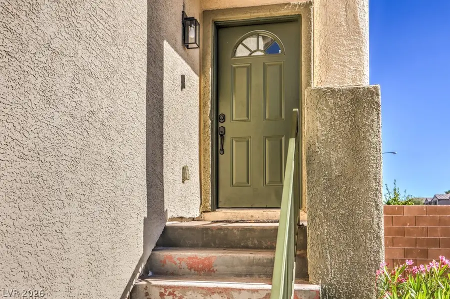 3592 Gloucester Gate Street, Las Vegas, NV 89122 - #3