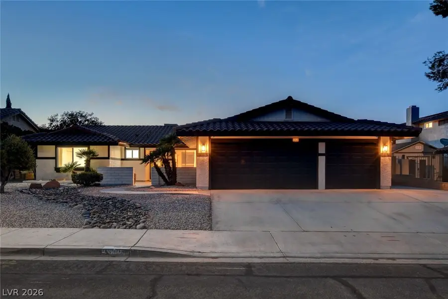 8904 Pesaro Drive, Las Vegas, NV 89117 - #3