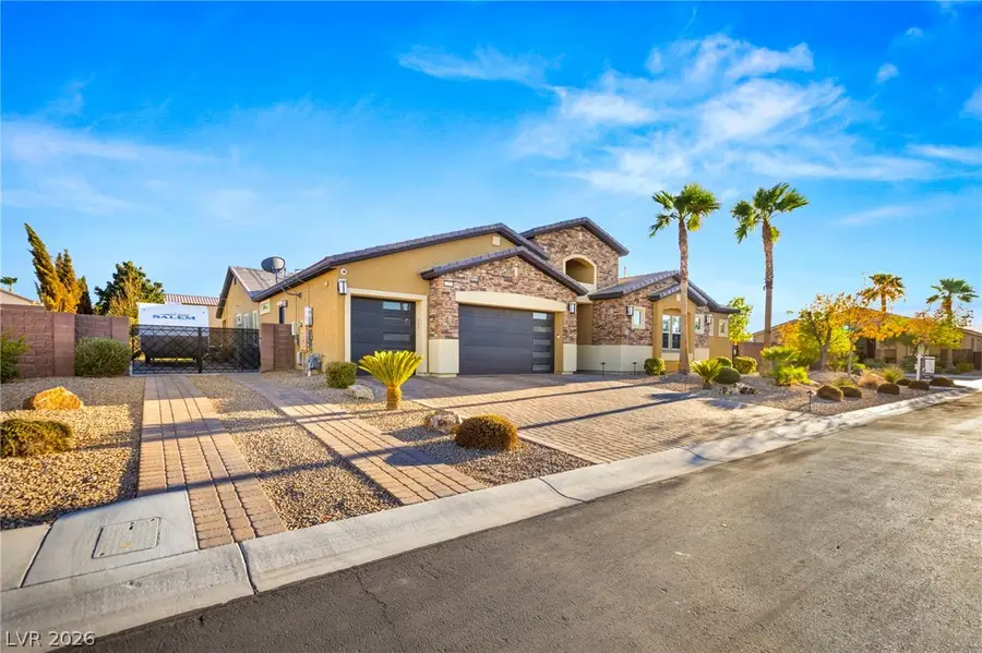 327 Castle Wynd Avenue, Las Vegas, NV 89183 - #2