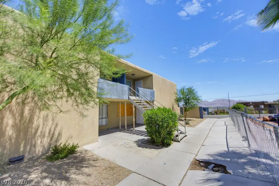 716 N 11th Street, Las Vegas, NV 89101 - #2