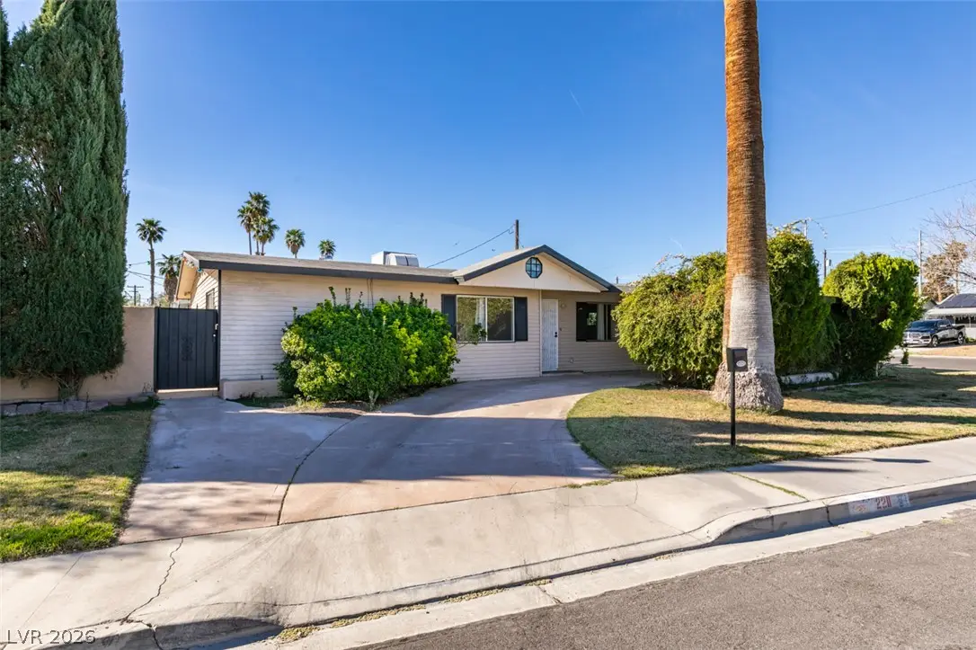 2211 Frontier Ave Avenue, Las Vegas, NV 89106 - #1