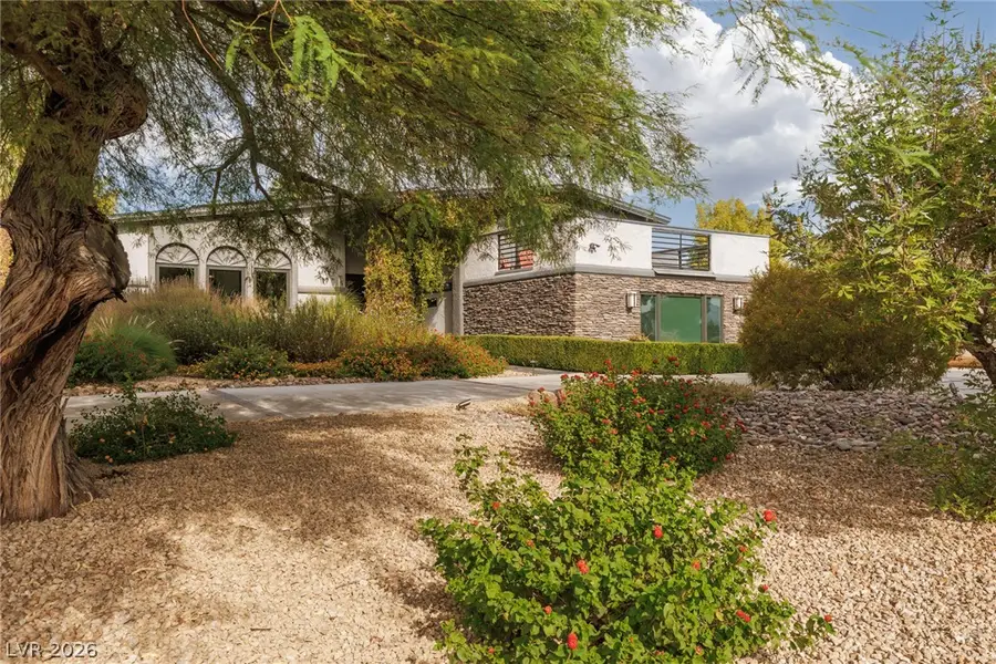 5285 N Chieftain Street, Las Vegas, NV 89149 - #3