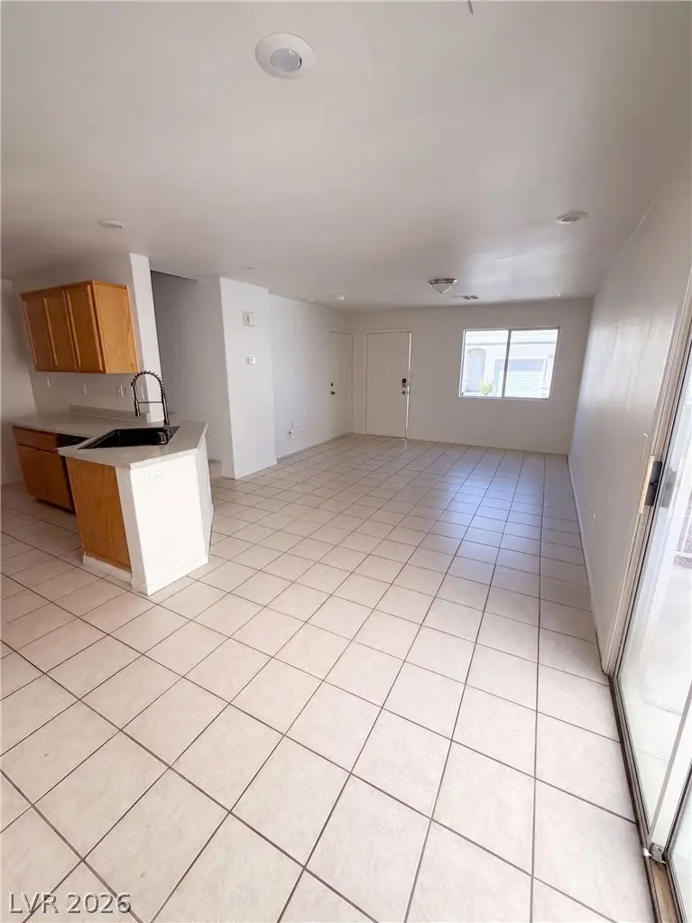 10040 Fragile Fields Street, Las Vegas, NV 89183 - #3