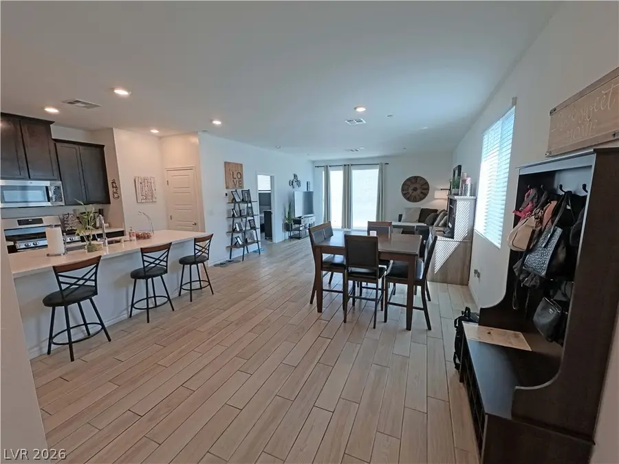 9476 White Fir Grove Court, Las Vegas, NV 89143 - #3