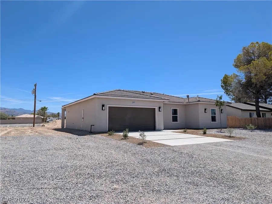 2886 Mount Charleston, Pahrump, NV 89048 - #2
