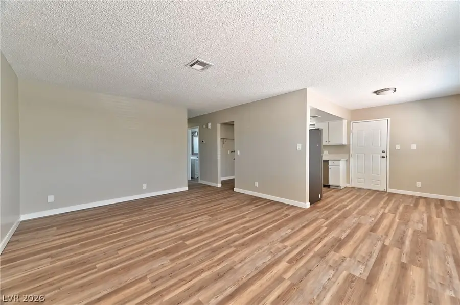 4610 Pioneer Avenue, Las Vegas, NV 89102 - #3