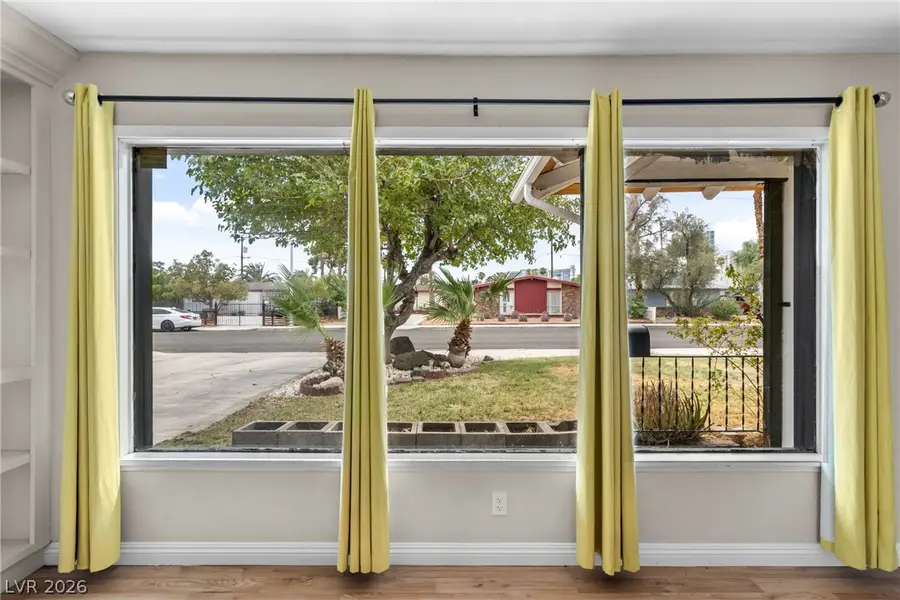 561 Bonita Avenue, Las Vegas, NV 89104 - #3