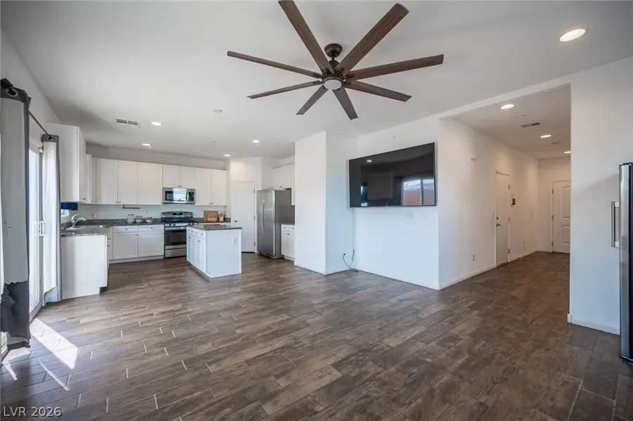 6030 Forest Archer Place, Las Vegas, NV 89122 - #3