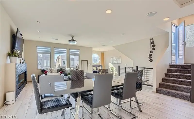 8044 Haywood Estate Avenue, Las Vegas, NV 89113 - #3