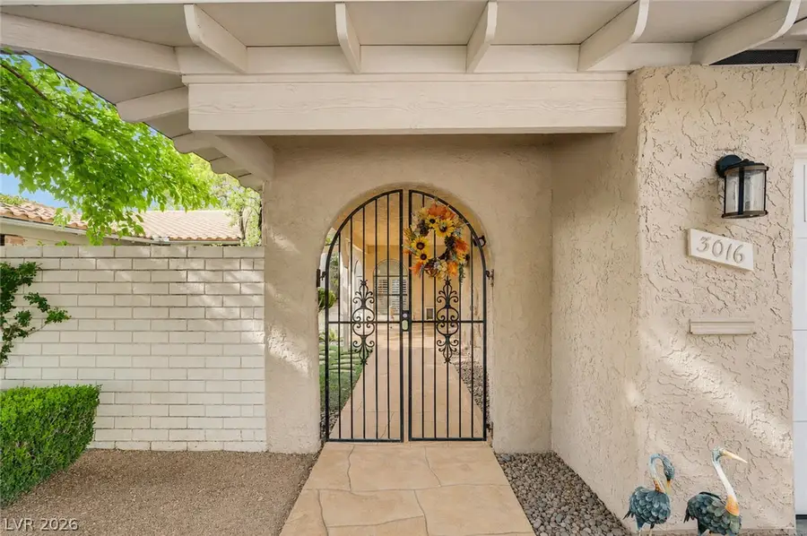 3016 Plaza De Monte, Las Vegas, NV 89102 - #3