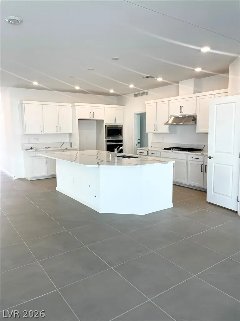 632 Stone Hammer Avenue, Las Vegas, NV 89183 - #3