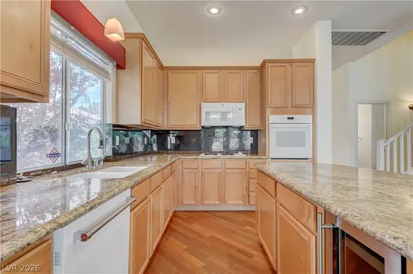 33 Staghorn Street, Henderson, NV 89012