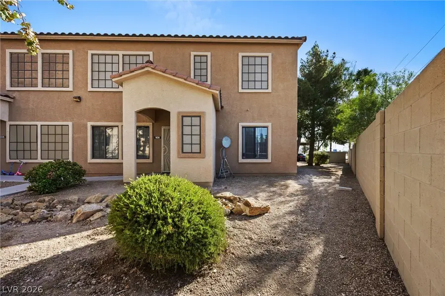 2001 Sue Court #206, Las Vegas, NV 89108 - #2