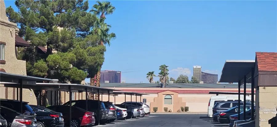 5081 Pioneer Avenue #204, Las Vegas, NV 89146 - #2