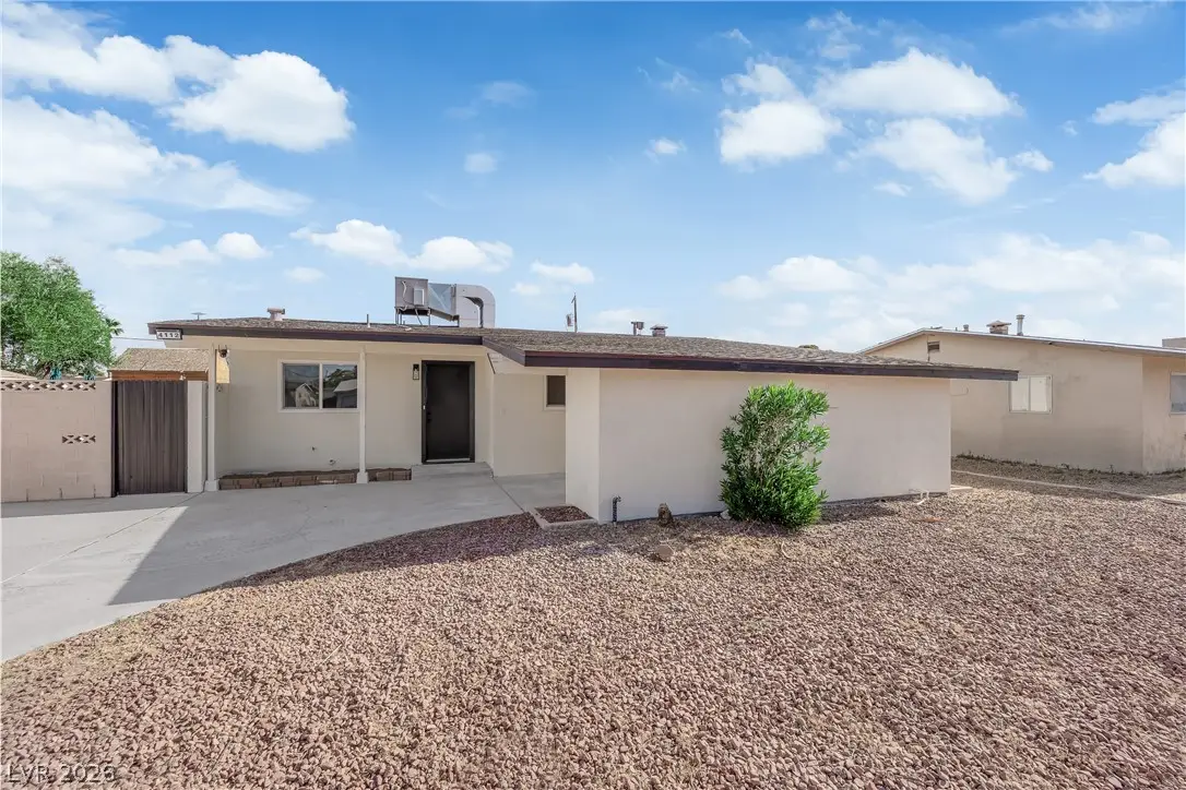 4112 Las Lomas Avenue, Las Vegas, NV 89102 - #1