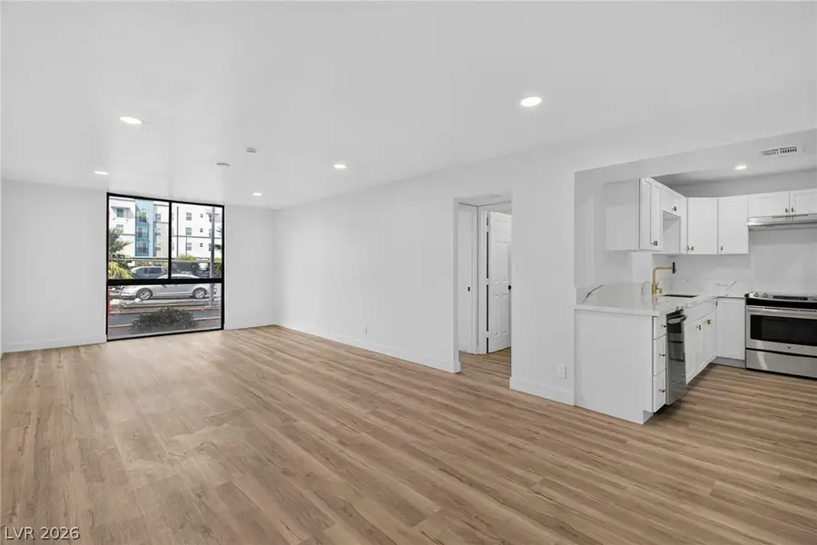 3930 University Center Drive #103, Las Vegas, NV 89119 - #3