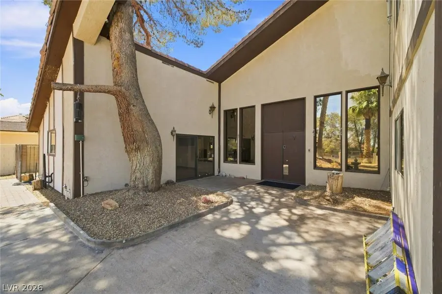 3075 Rosanna Street, Las Vegas, NV 89117 - #3