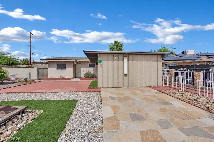 805 N 19th Street, Las Vegas, NV 89101 - #2