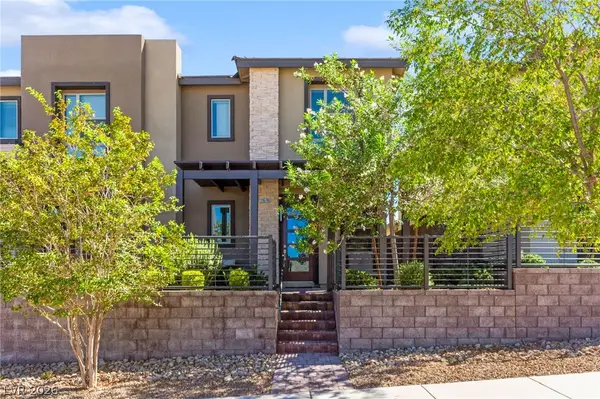 11676 Hamilton Lake Avenue, Las Vegas, NV 89138
