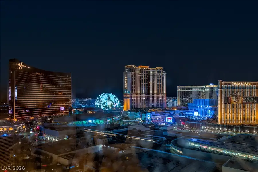 2000 N Fashion Show Drive #2900, Las Vegas, NV 89109 - #2