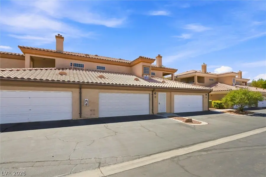 6913 Cobre Azul Avenue #201, Las Vegas, NV 89108 - #2