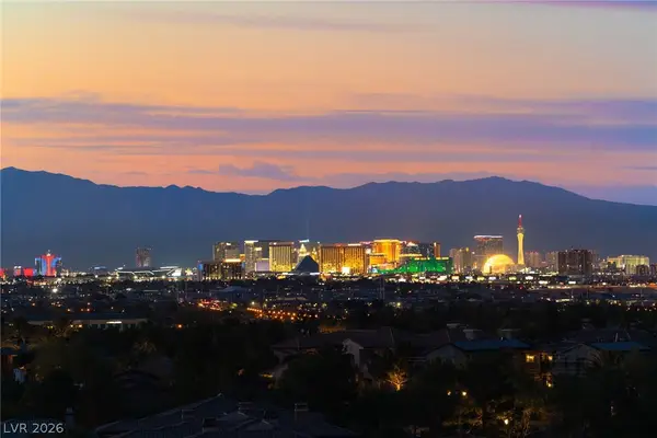8 Olympia Chase Drive, Las Vegas, NV 89141