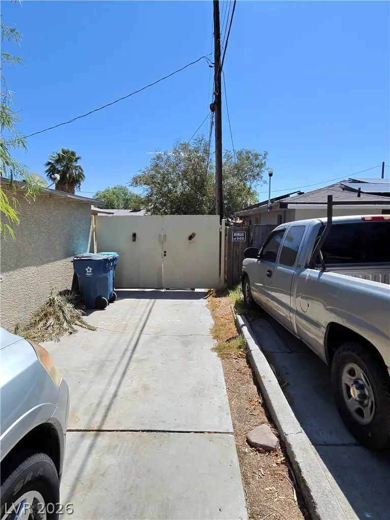 1217 S 10th Street, Las Vegas, NV 89104 - #2