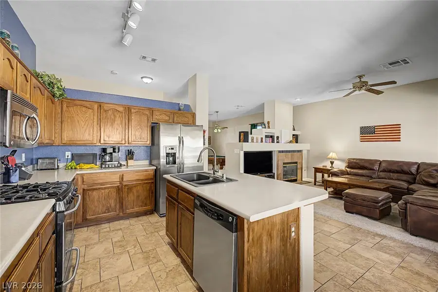 1104 Deshields Avenue, Las Vegas, NV 89123 - #3