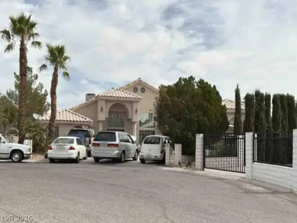 1830 Del Font Court, Las Vegas, NV 89117