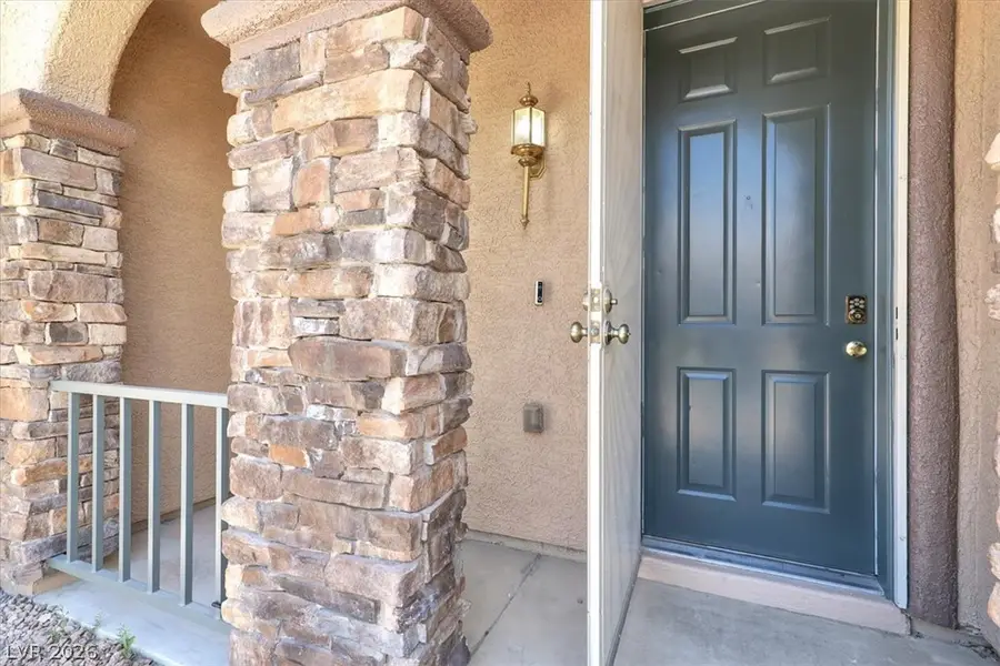 3040 Carbondale Street, Las Vegas, NV 89135 - #2