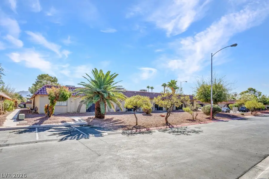 833 Hedge Way #6, Las Vegas, NV 89110 - #2