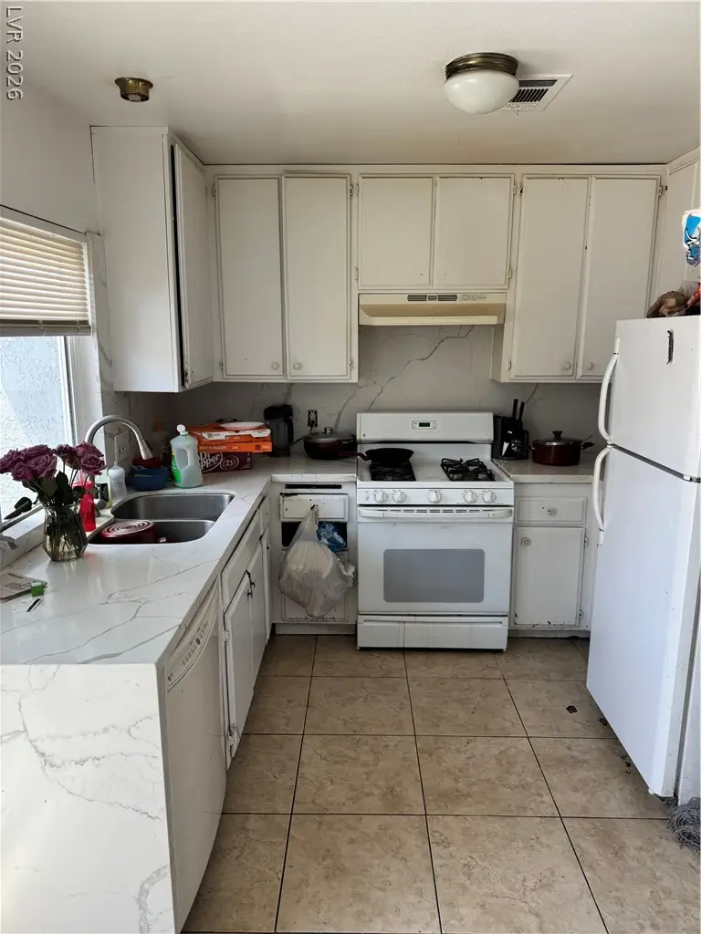 4008 Edgeford Place, Las Vegas, NV 89102 - #2