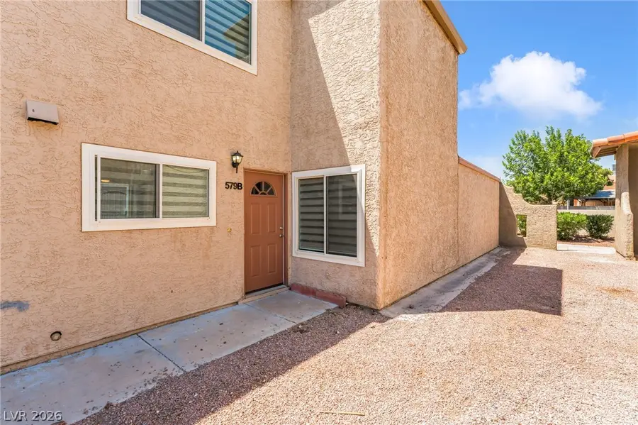 579 Roxella Lane #B, Las Vegas, NV 89110 - #3