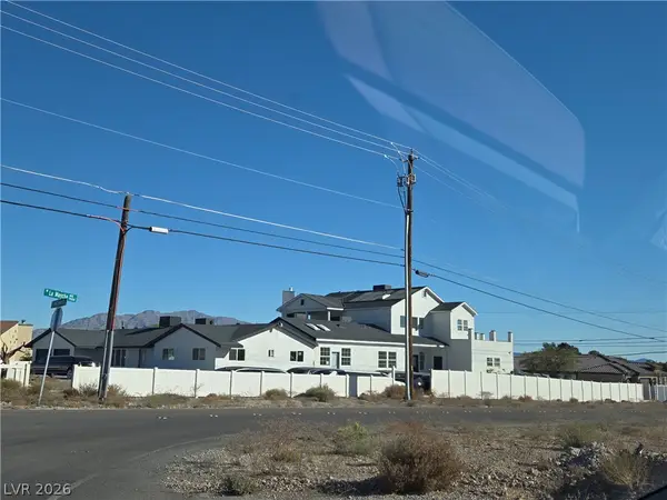 5724 N Grand Canyon Drive, Las Vegas, NV 89149