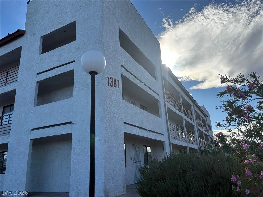 1381 E University Avenue #207, Las Vegas, NV 89119 - #1