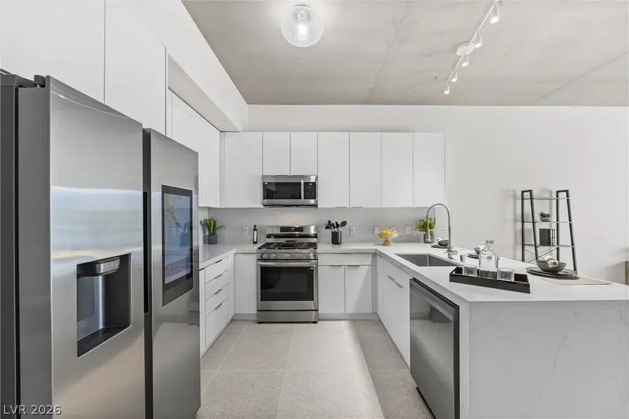 353 E Bonneville Avenue #421, Las Vegas, NV 89101 - #3