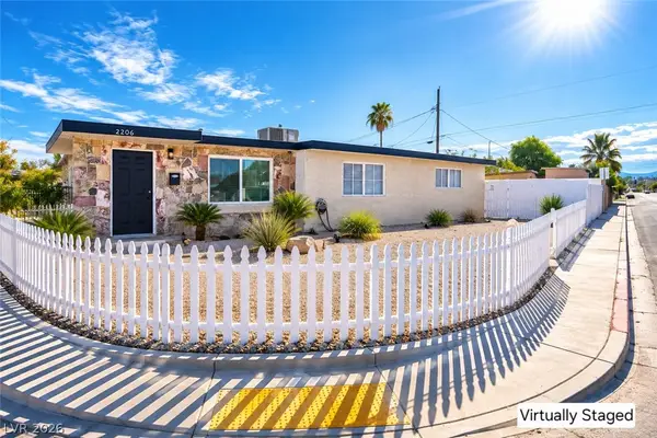 2206 E Oakey Boulevard, Las Vegas, NV 89104