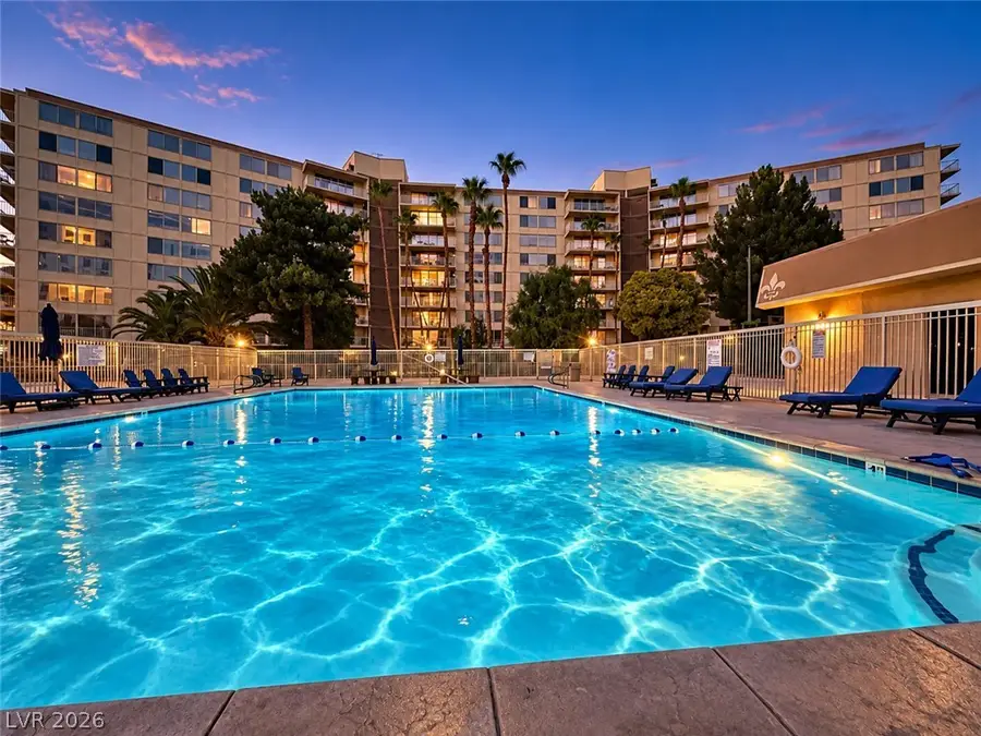 205 E Harmon Avenue #807, Las Vegas, NV 89169 - #3