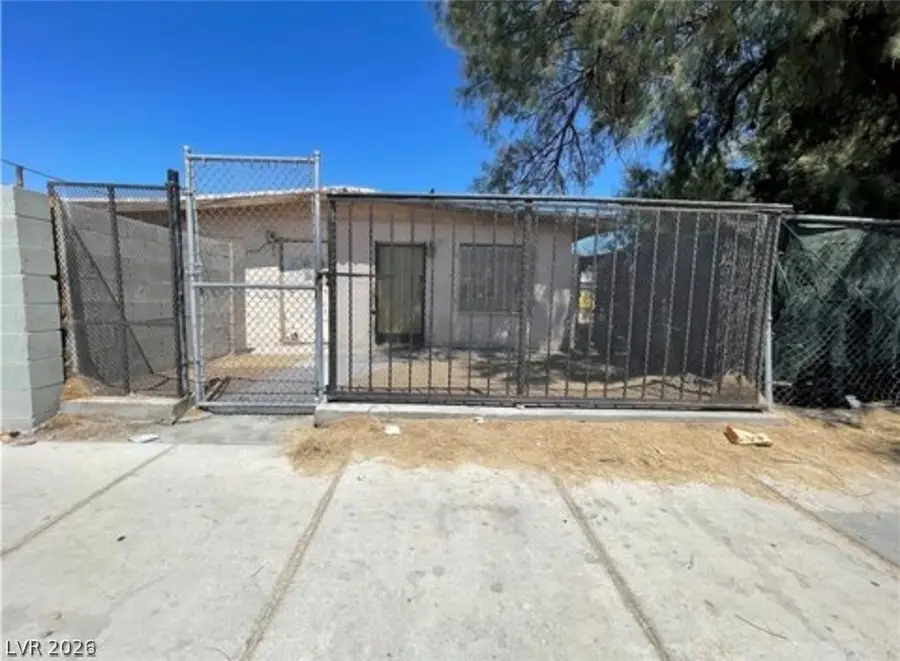 720 W Wilson Avenue, Las Vegas, NV 89106 - #2