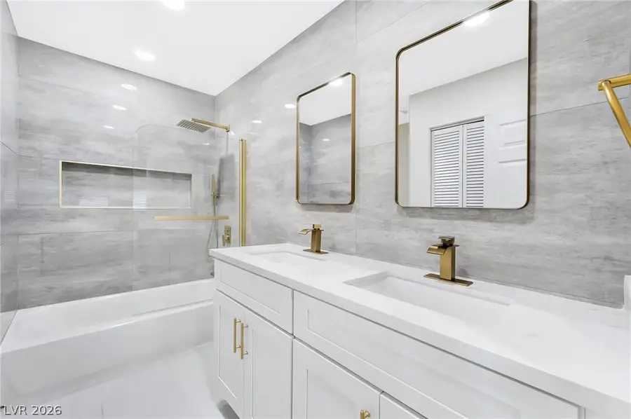 4708 Obannon Drive #D, Las Vegas, NV 89102 - #3