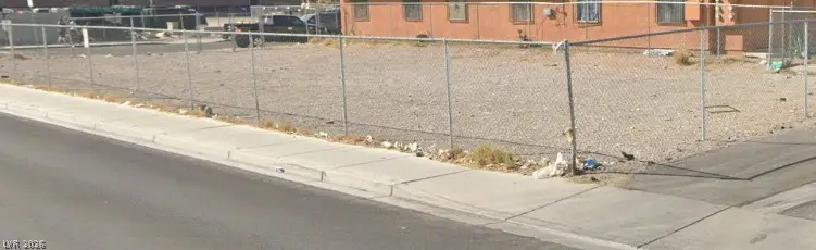 100 W Chicago Avenue, Las Vegas, NV 89102 - #2
